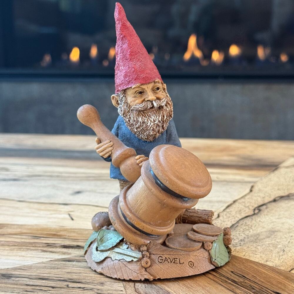 Vintage Tom Clark "Gavel" Law Judge Gnome Figurine Cairn Studios 2000 Signed